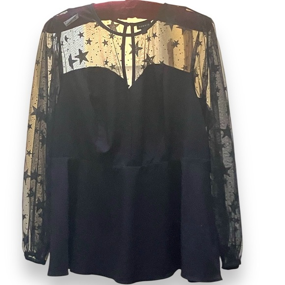 Torrid Black Star Sheer Puff Sleeve Blouse Size 2X - Picture 3 of 11